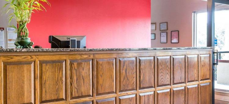 伊康旅馆(Econo Lodge)图片