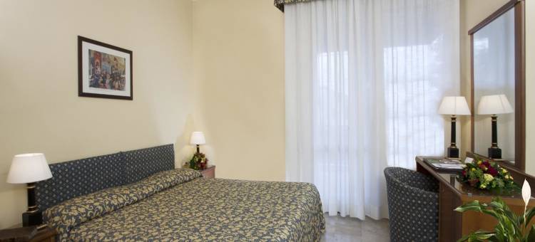 萨伏依酒店(Hotel Savoy)图片