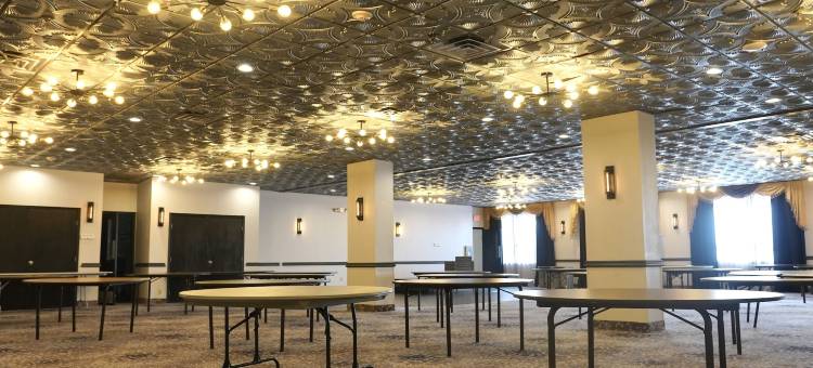 美国旅馆及水福德套房(American Inn & Suites)图片