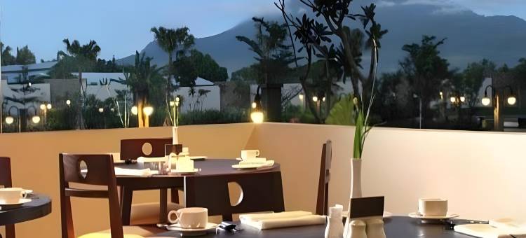 苏丹拉贾​​酒店，会展娱乐(Sutan Raja Hotel & Convention Centre Manado)图片