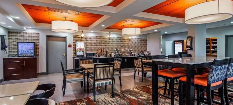 最佳西方PLUS酒店-卡罗尔顿(Comfort Inn & Suites Carrollton)图片