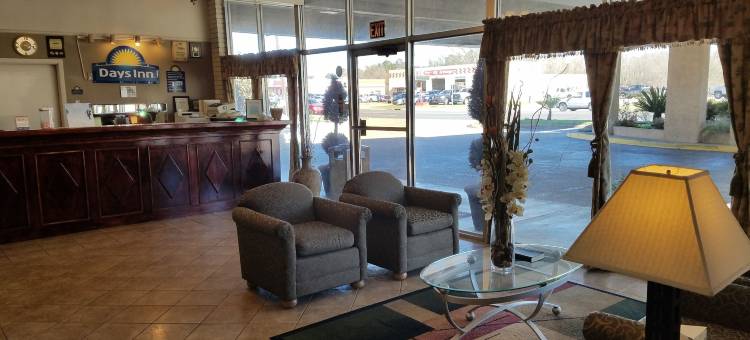 利斯维尔戴斯酒店(Days Inn by Wyndham Leesville)图片