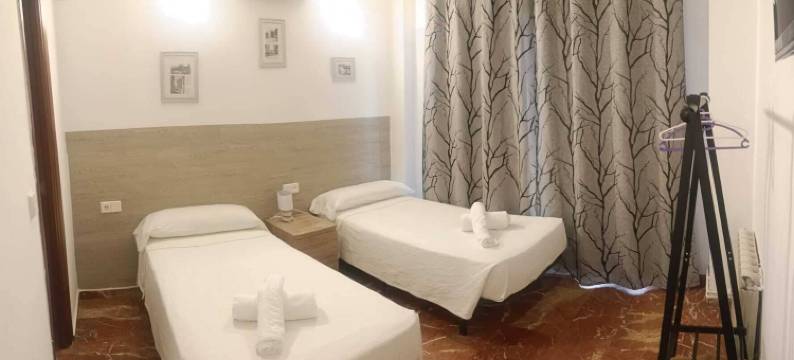 奈福特旅馆(Hostal Nevot)图片