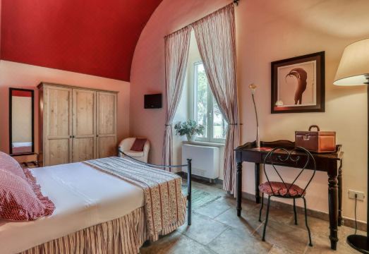 Relais Pian di Vico Hotel Overview