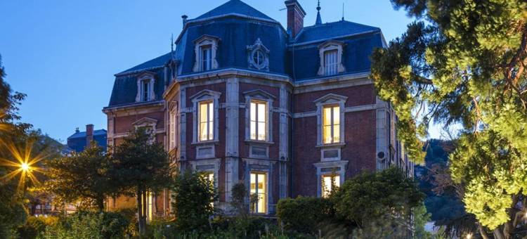 皇家圣玛特罗吉斯之家酒店(Logis Hotel Royal Saint-Mart)图片