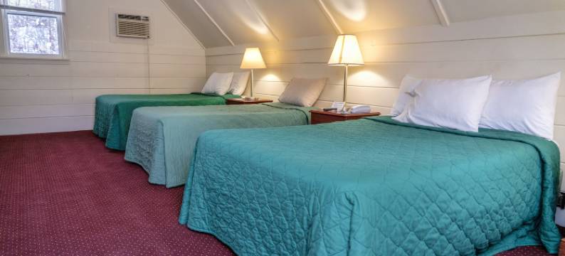 惠提尔山汽车旅馆(Mount Whittier Motel)图片