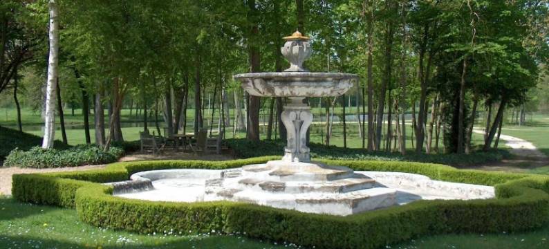 德勒北部拉多塞恩原生酒店(The Originals Access, Hôtel la Dousseine, Dreux Nord)图片