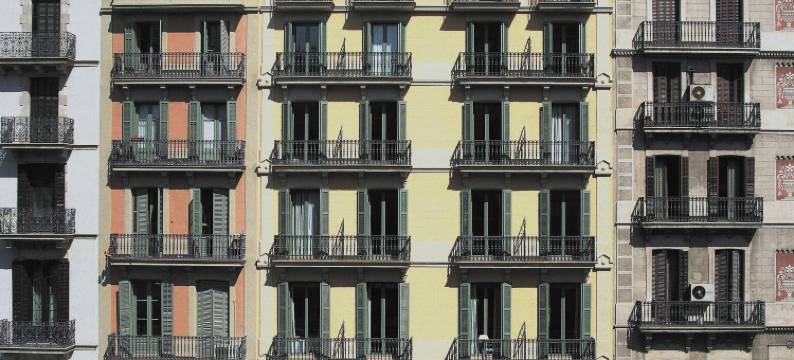 巴塞罗那H10优尼沃斯酒店(H10 Universitat Hotel Barcelona)图片