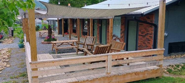 野山小屋(Wild Mountain Lodge)图片