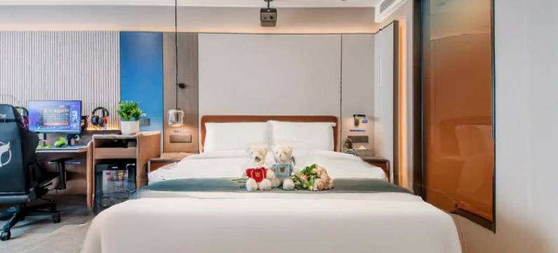 叶与晨电竞电影酒店(辛集万达广场店)图片