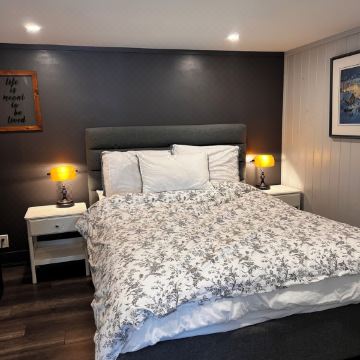 Muskoka lakefront,private sand beach ,cosy-family cottage(Muskoka lakefront,private sand beach ,cosy-family cottage)图片