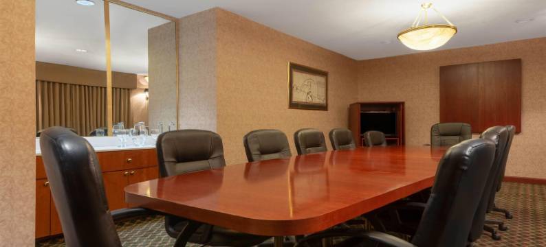 普莱恩菲尔德-印第安纳波利斯机场呗盟套房酒店(Baymont by Wyndham Plainfield/ Indianapolis Arpt Area)图片