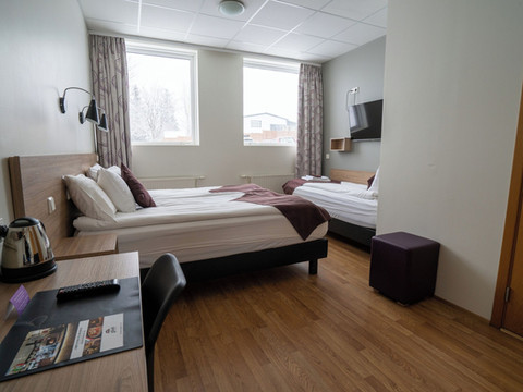 瓦拉斯卡尔夫酒店