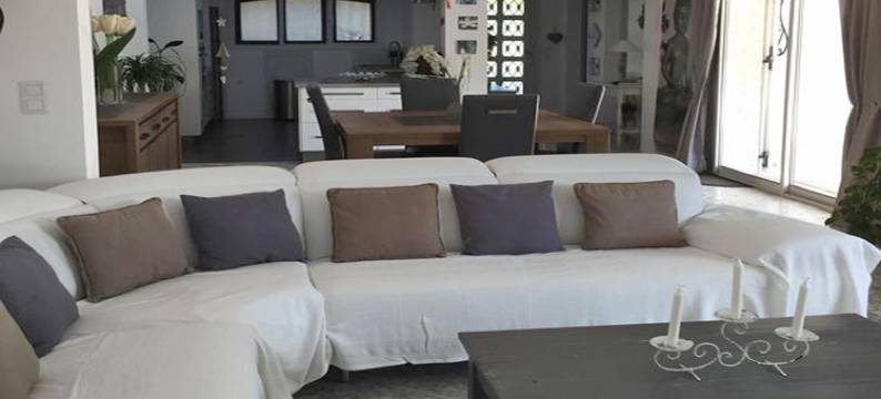 Villa in Puget-sur-Argens with Pool & Garden图片