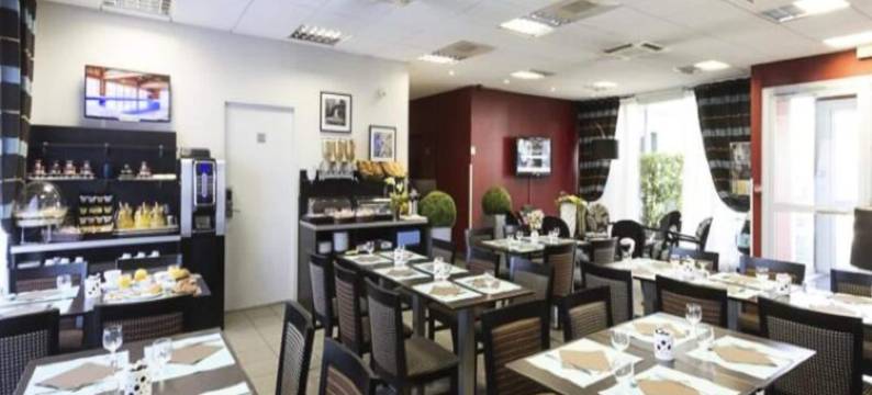 Apartment near Aeroscopia with Pool图片