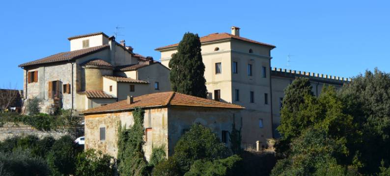 Escape in Rosignano Hills图片