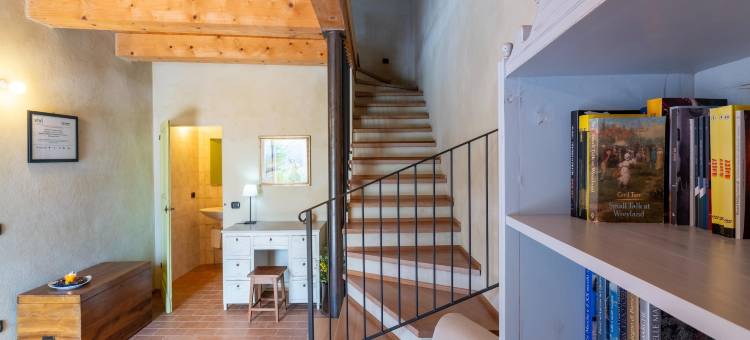 Apartment in Furlo Reserve with Saltwater Pool图片