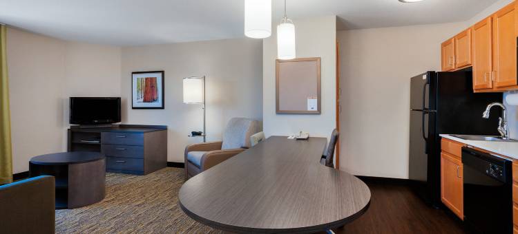 Candlewood Suites 梅德福(Candlewood Suites MEDFORD by IHG)图片