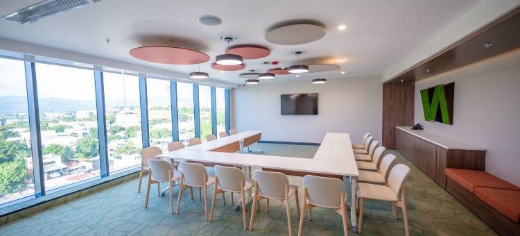 希尔顿欢朋酒店圣地亚哥-德洛斯卡瓦列罗斯(Hampton by Hilton Santiago de Los Caballeros)图片