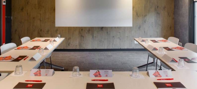 宜必思蒙索莱米讷酒店(Ibis Montceau-Les-Mines)图片