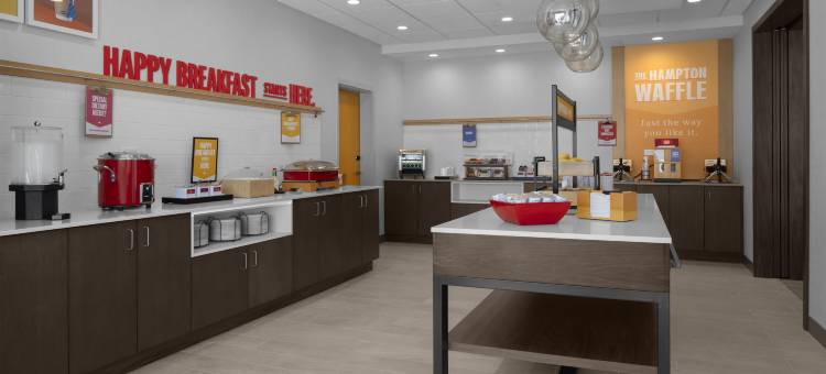 希尔顿长岛法明代尔欢朋酒店及套房(Hampton Inn  Suites by Hilton Long Island Farmingdale)图片