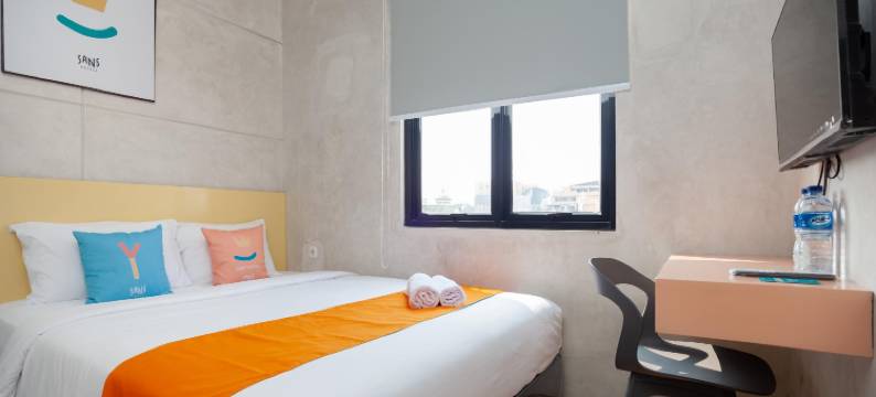 坦格朗帕萨尔拉马桑斯酒店(Sans Pasar Lama Tangerang)图片