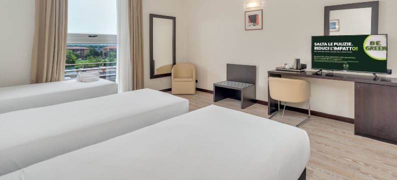 卡萨诺公园酒店(B&B Hotel Park Hotel Cassano)图片