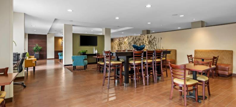 贾斯珀I-22舒眠套房酒店(Sleep Inn & Suites Jasper I-22)图片