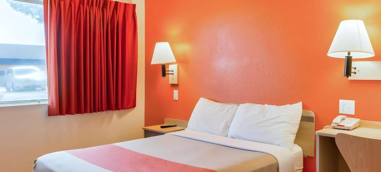 莫哈韦6号汽车旅馆(Motel 6 Mojave, CA)图片