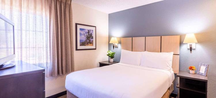 曼非斯索尼斯塔简单套房酒店(Sonesta Simply Suites Memphis)图片