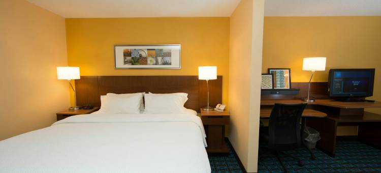 伯灵顿万枫酒店(Fairfield Inn & Suites Burlington)图片