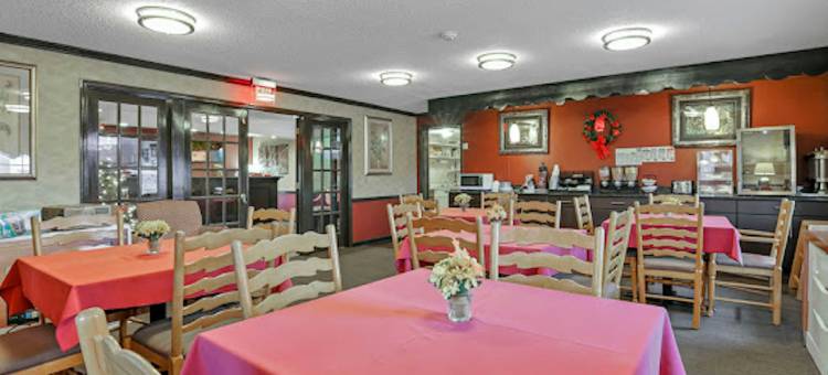 尤里克斯维尔红顶酒店(Red Roof Inn Uhrichsville)图片