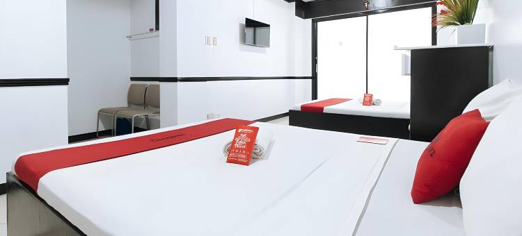 红多兹酒店- 伊洛伊洛加洛广场(RedDoorz @ Plaza Jaro Iloilo)图片
