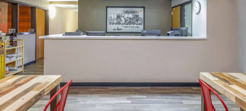 德卢斯温德姆速8酒店(Super 8 by Wyndham Duluth)图片