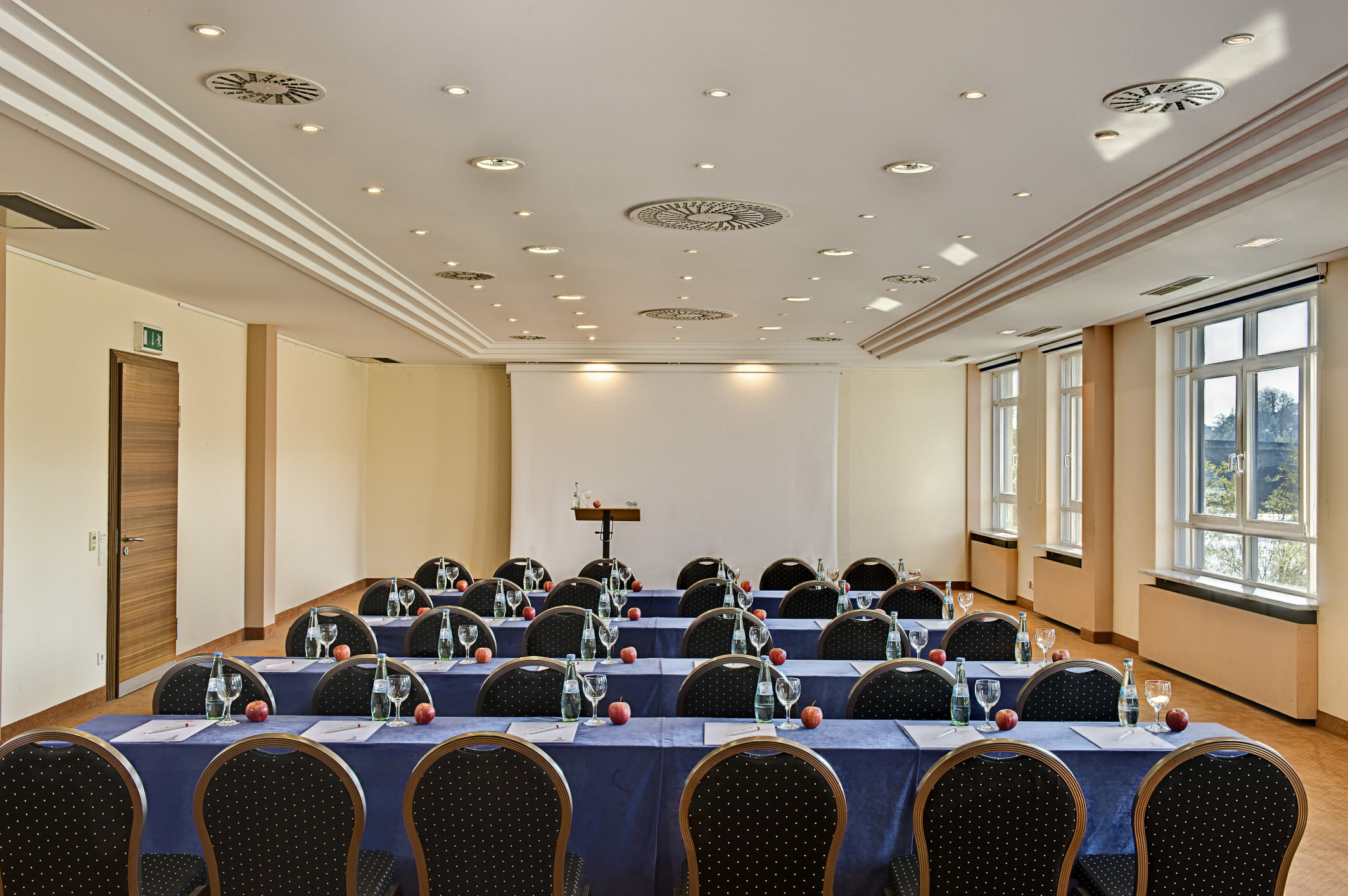 Sorat Insel-Hotel Regensburg Over view