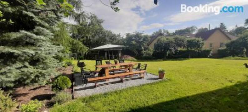 Kwatery u Jarka z Ogrodem I Parkingiem图片