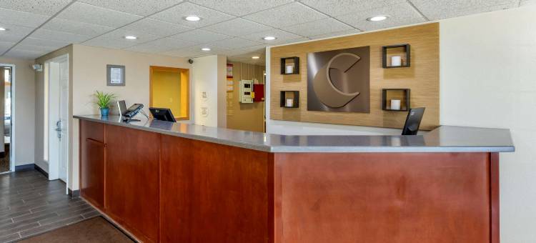 杰克逊舒适套房酒店 - 西区(Comfort Inn & Suites Jackson - West Bend)图片