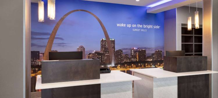 圣路易斯66号公路拉昆塔温德姆套房酒店(La Quinta Inn & Suites by Wyndham St Louis Route 66)图片