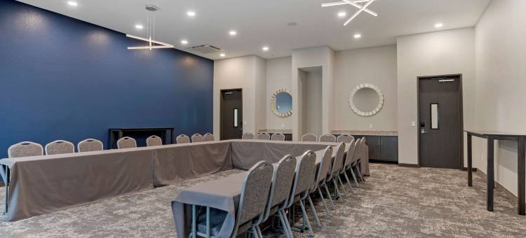 舒适套房酒店(Comfort Suites Cincinnati University - Downtown)图片