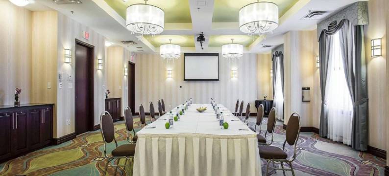 舒适酒店-拜耳湖(Comfort Hotel Bayer's Lake)图片