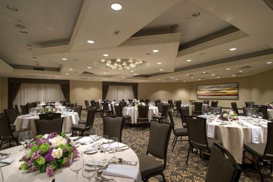 Revere Hotel Boston Common Over view