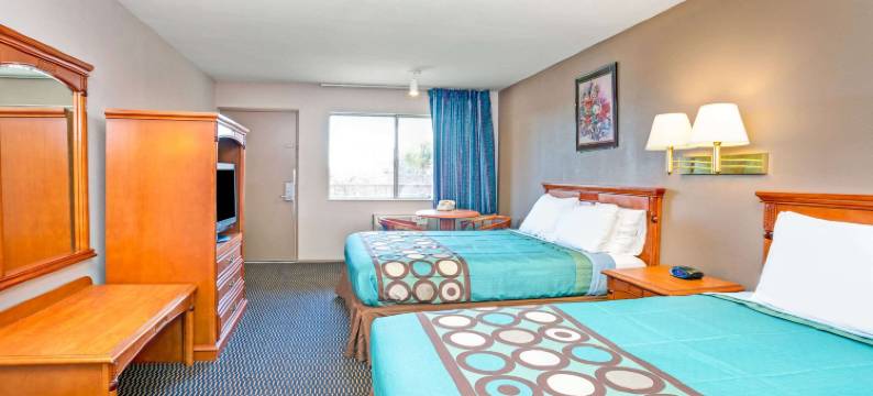 安大略阿普兰速8酒店(Super 8 by Wyndham Upland Ontario CA)图片