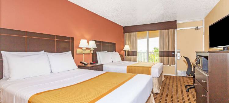 劳德代尔堡-奥克兰公园机场北戴斯酒店(Days Inn by Wyndham Fort Lauderdale-Oakland Park Airport N)图片