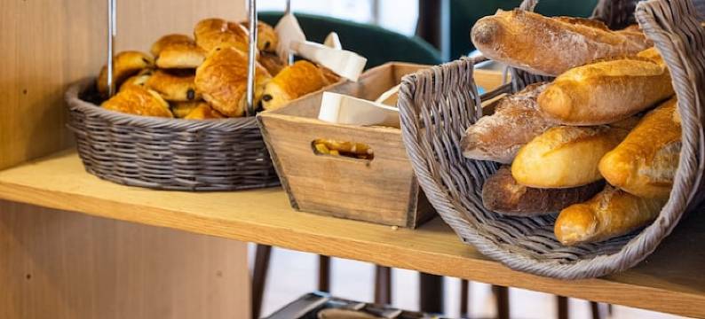 塞纳河畔诺让圣罗兰酒店(Hôtel Saint Laurent)图片