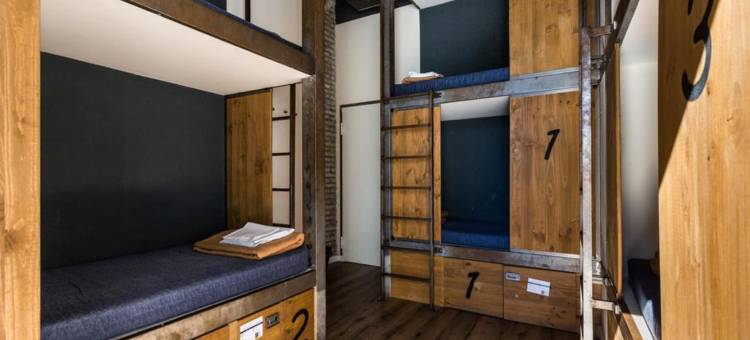 塞维利亚黑天鹅青年旅馆(Black Swan Hostel Sevilla)图片