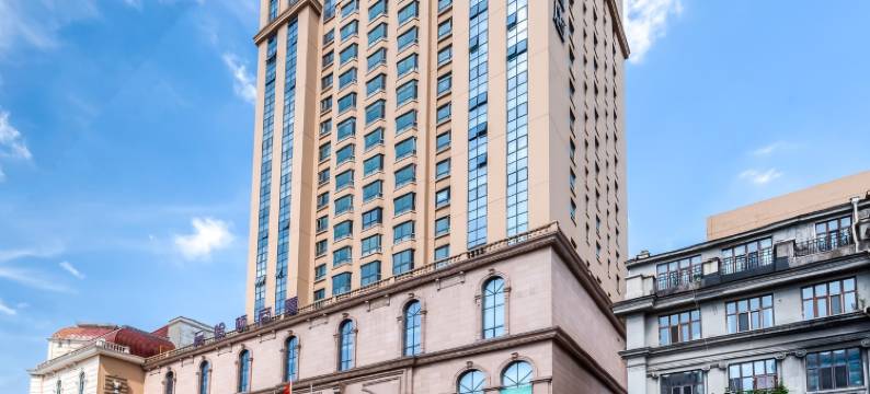 依依美宿(哈尔滨中央大街圣索菲亚教堂店)图片