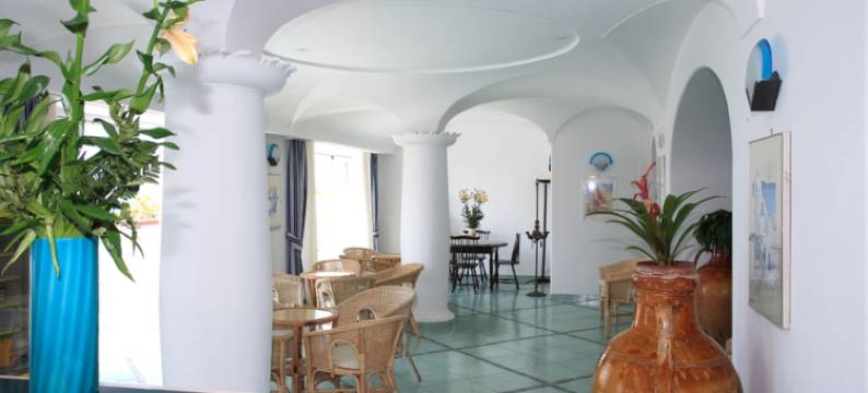 阿尔巴特罗斯酒店(Hotel Albatros)图片