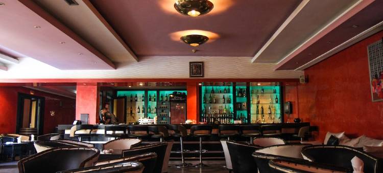 新法拉酒店(New Farah Hotel)图片