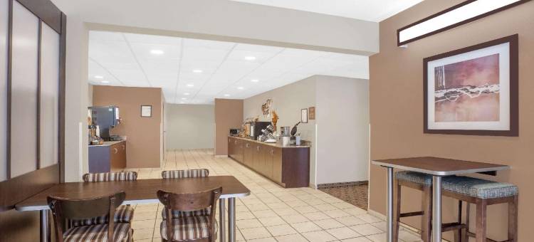 曼切斯特温迈诺特麦客达套房酒店(Microtel Inn & Suites by Wyndham Manchester)图片
