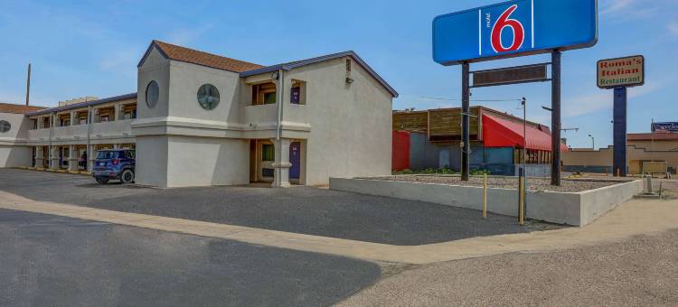 新墨西哥克罗维斯 6 号汽车旅馆(Motel 6 Clovis, NM)图片